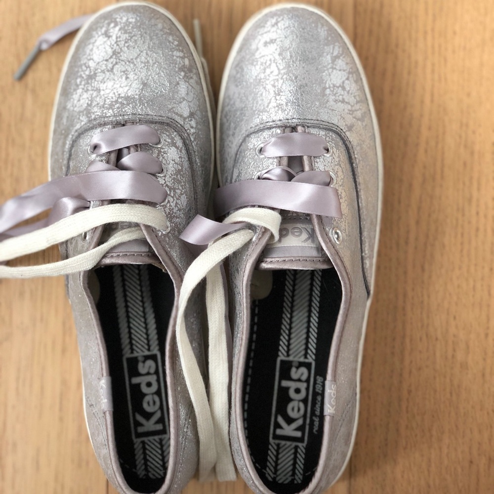 NEVER WORN: Women’s Ked’s